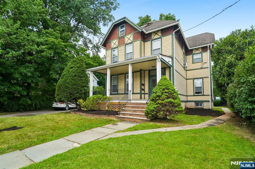 70 Elm Street Property Photo 3