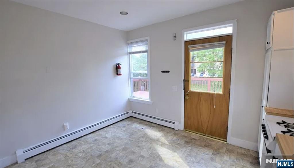 70 Elm Street Property Photo 23