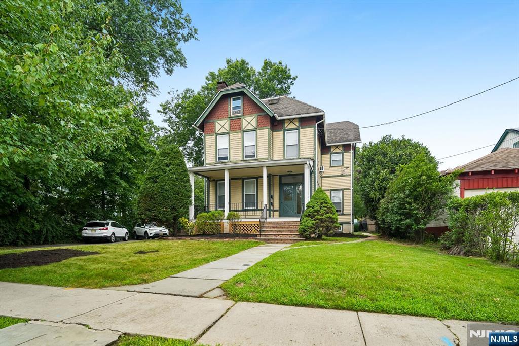 70 Elm Street Property Photo 42