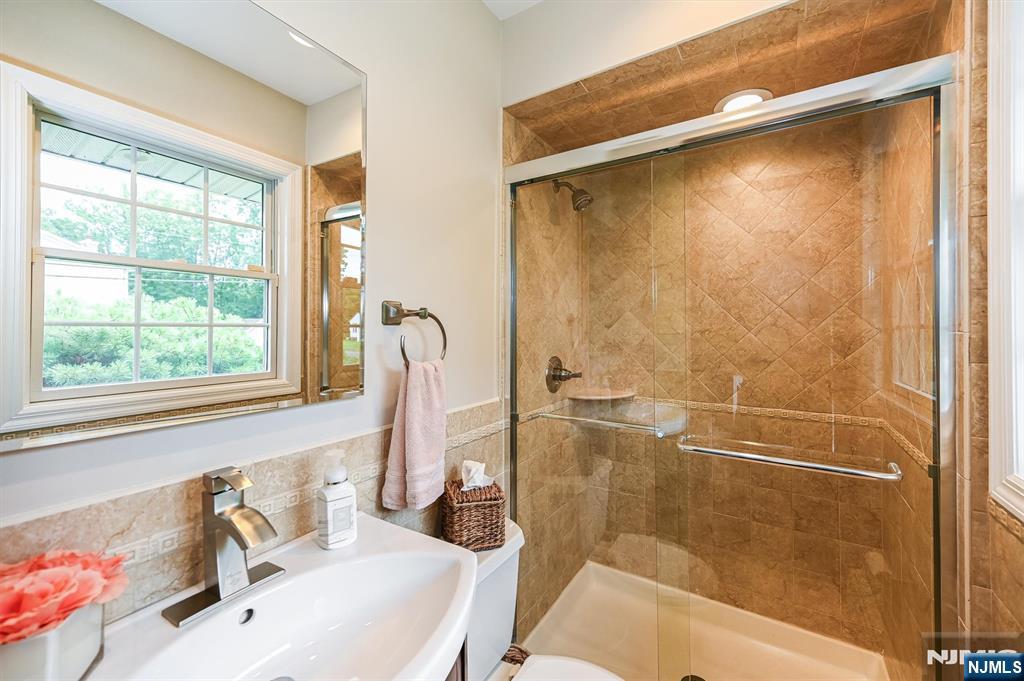 5 Harmer Terrace Property Photo 20