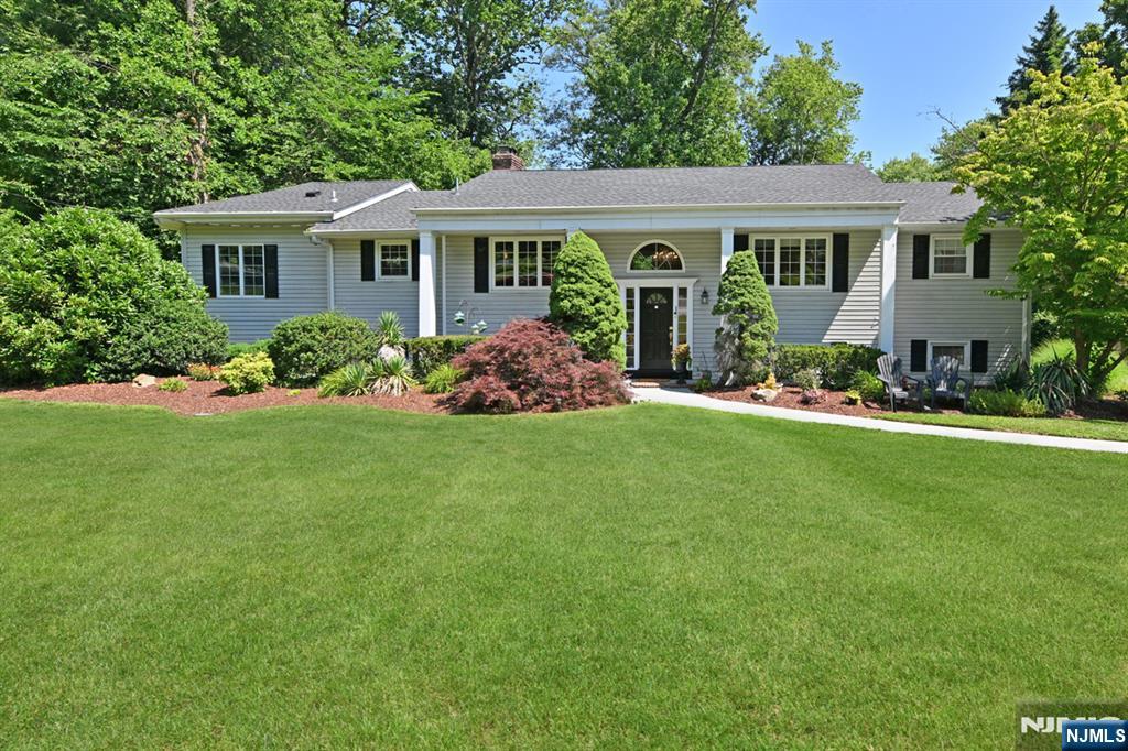 12 Heatherhill Lane Property Photo 1
