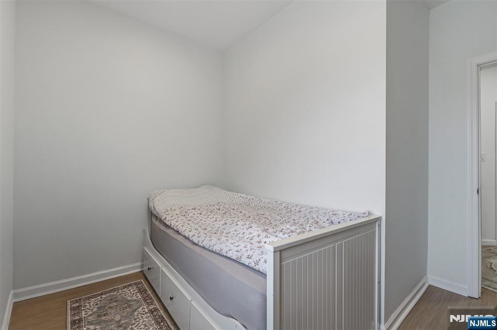 287 Crooks Avenue Property Photo 20