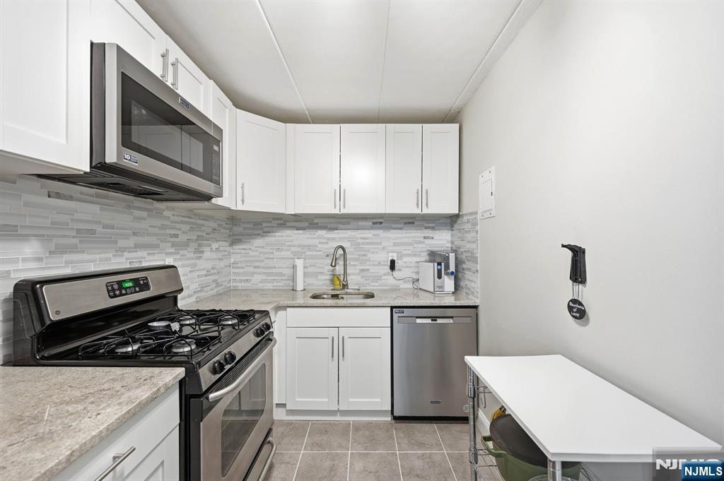 25 Jefferson Street 2f Property Photo 19