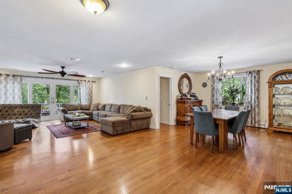 695 Berdan Avenue Property Photo 10