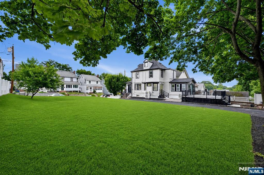 7 Virginia Avenue Property Photo 3