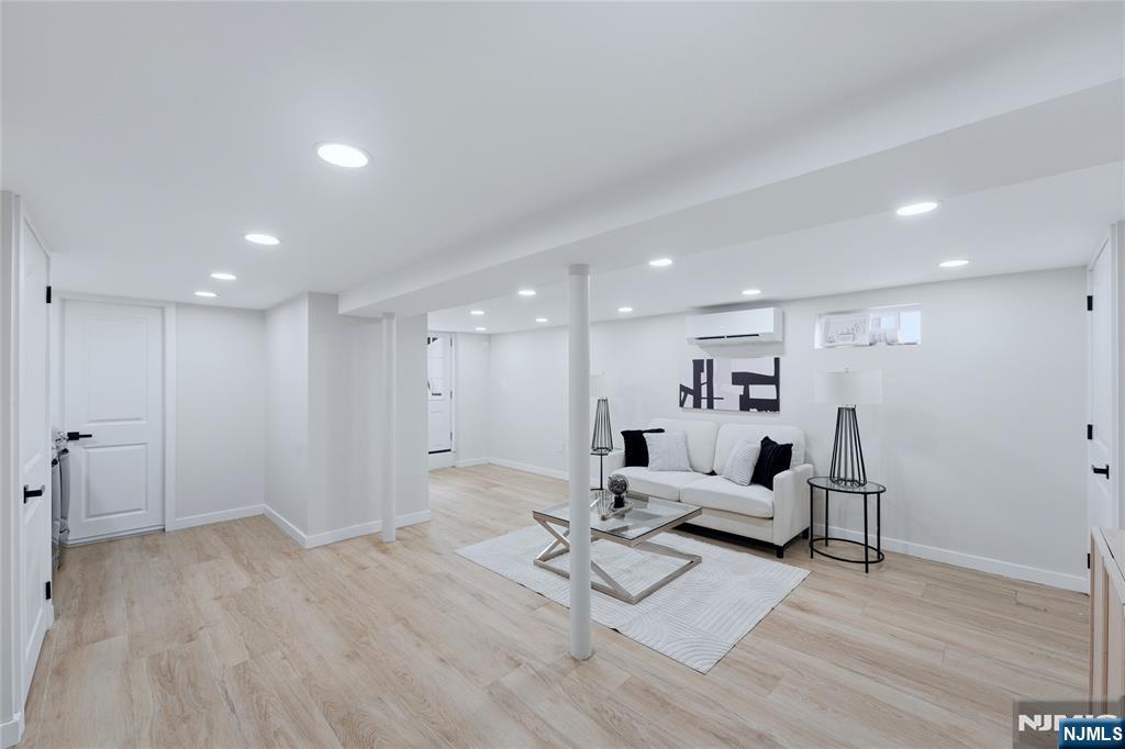 7 Virginia Avenue Property Photo 24