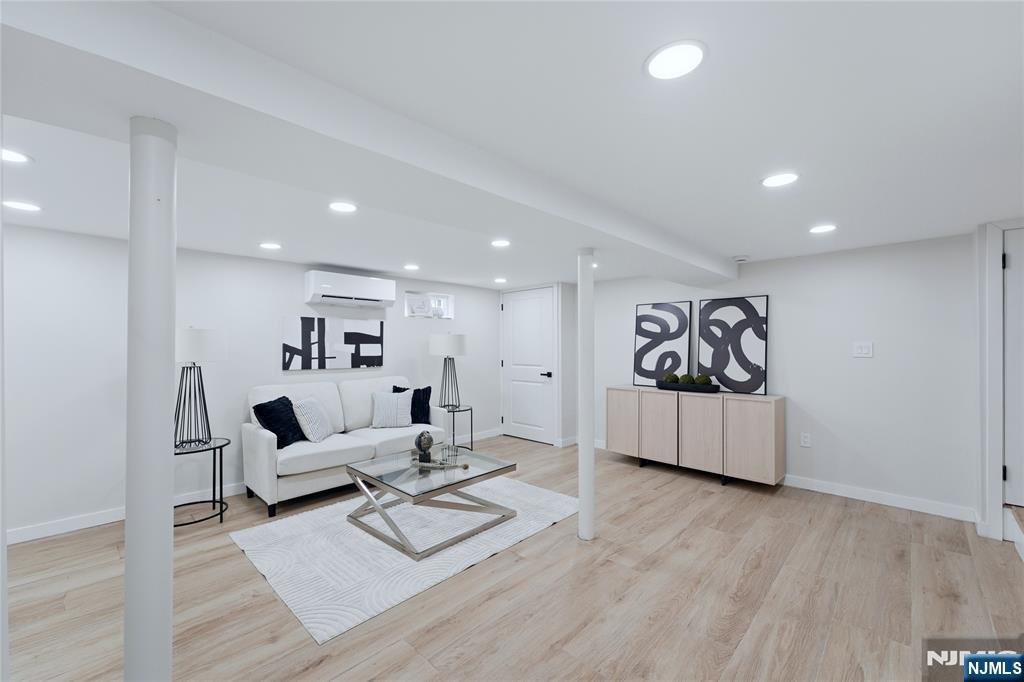 7 Virginia Avenue Property Photo 25