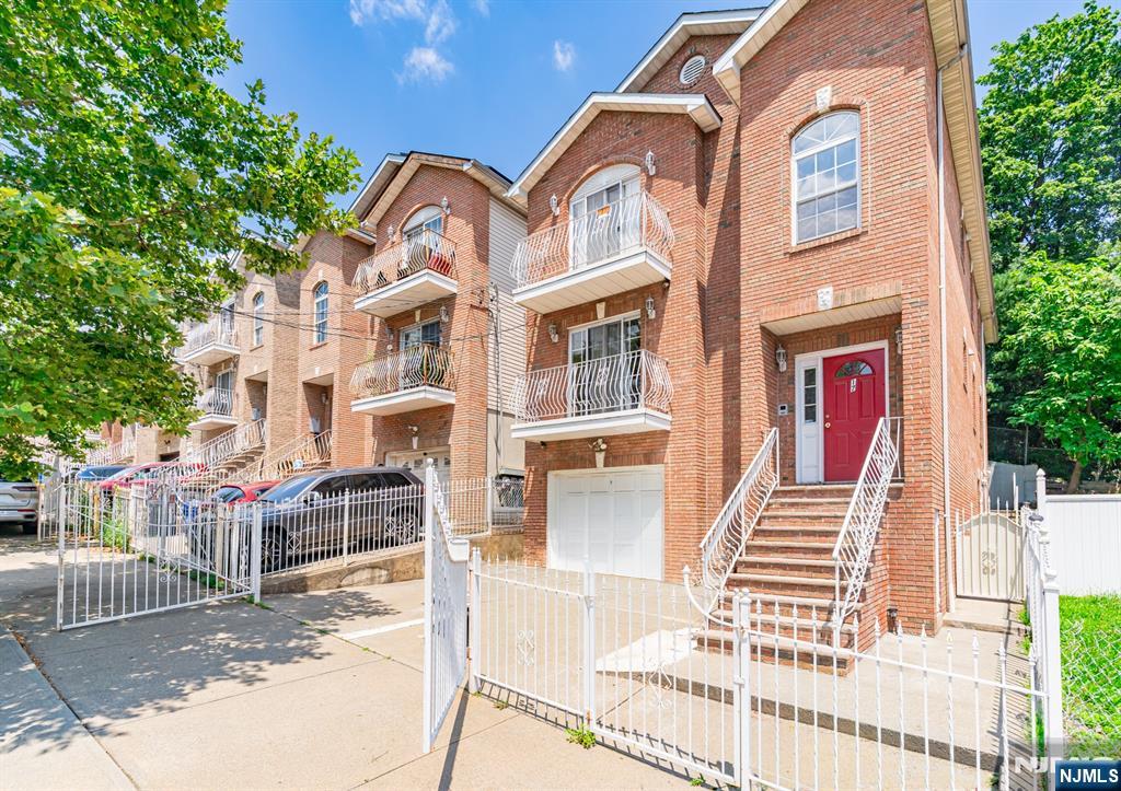 17 Chester Avenue Property Photo 1