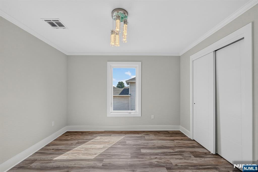 163b Kipp Avenue Property Photo 27