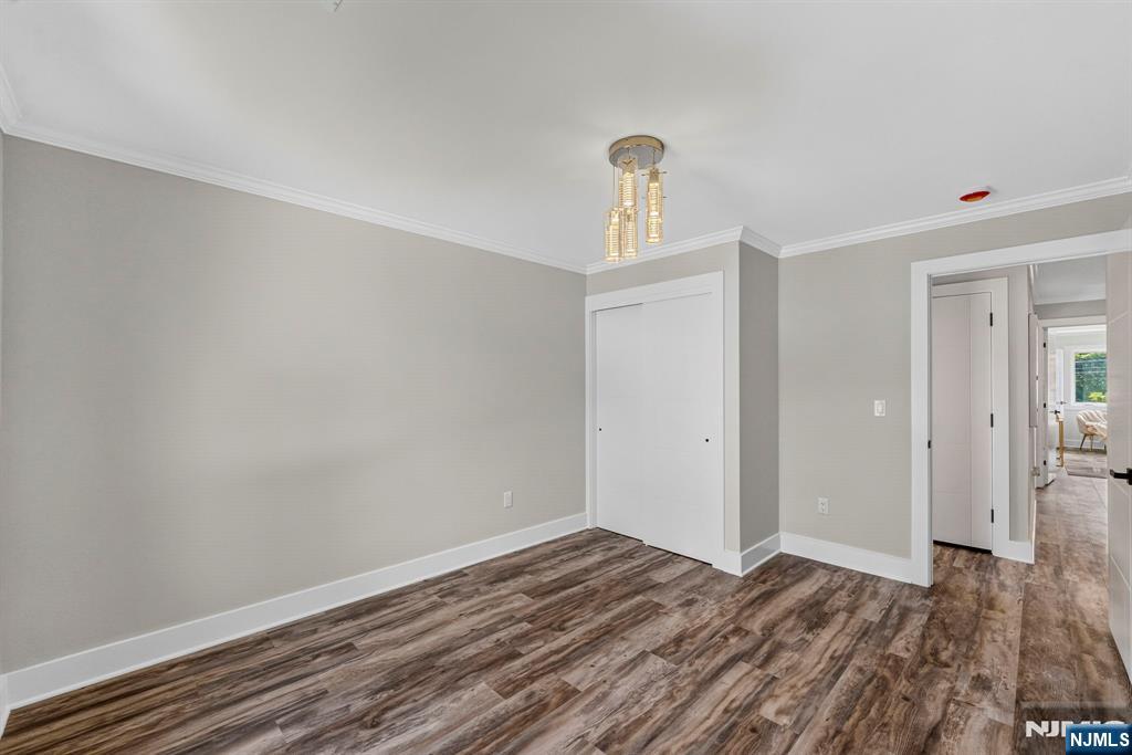 163b Kipp Avenue Property Photo 30