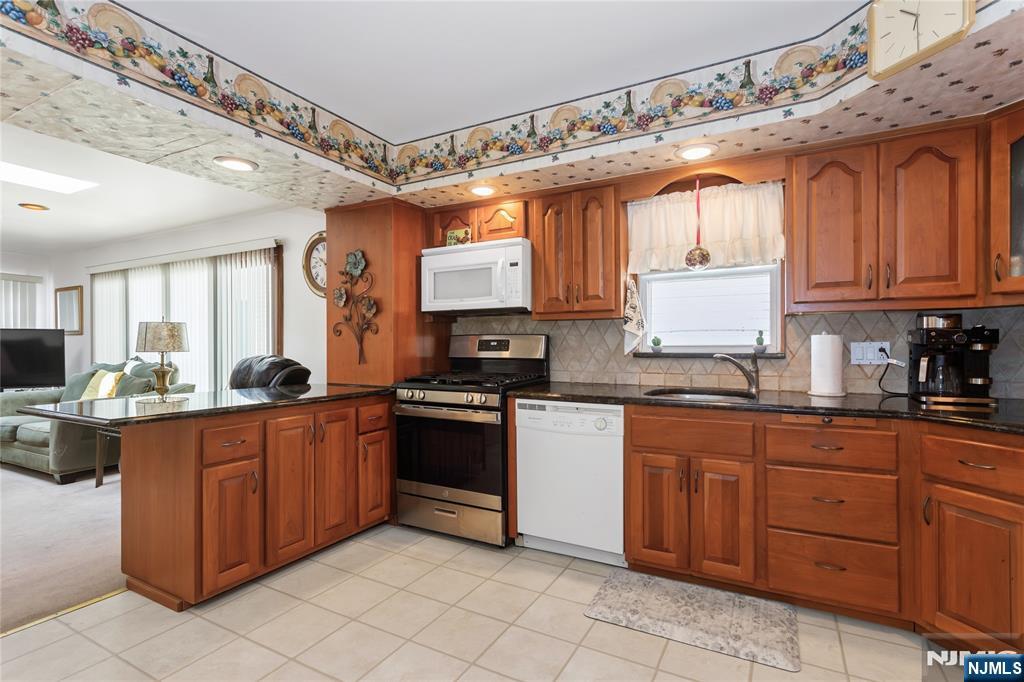 2 Martha Avenue Property Photo 11