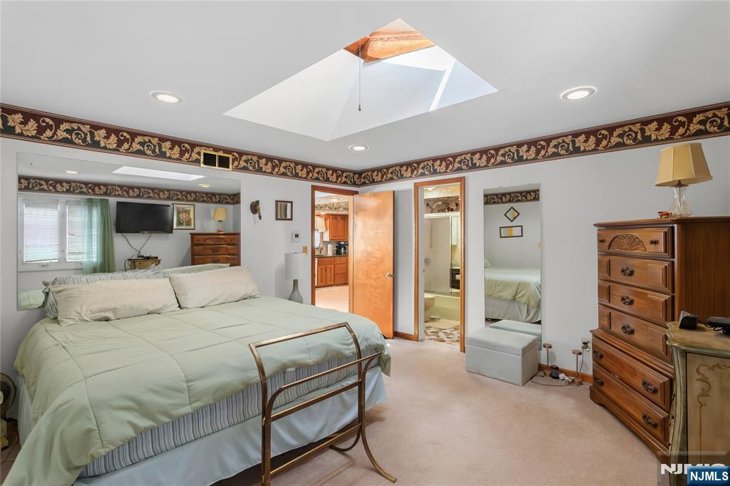 2 Martha Avenue Property Photo 19