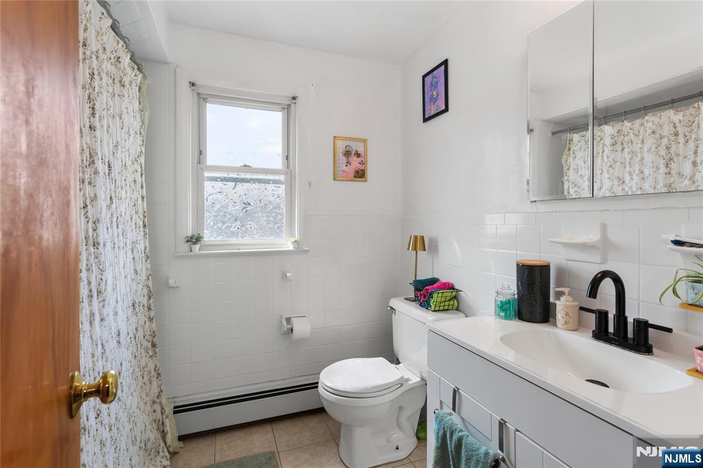 2 Martha Avenue Property Photo 32