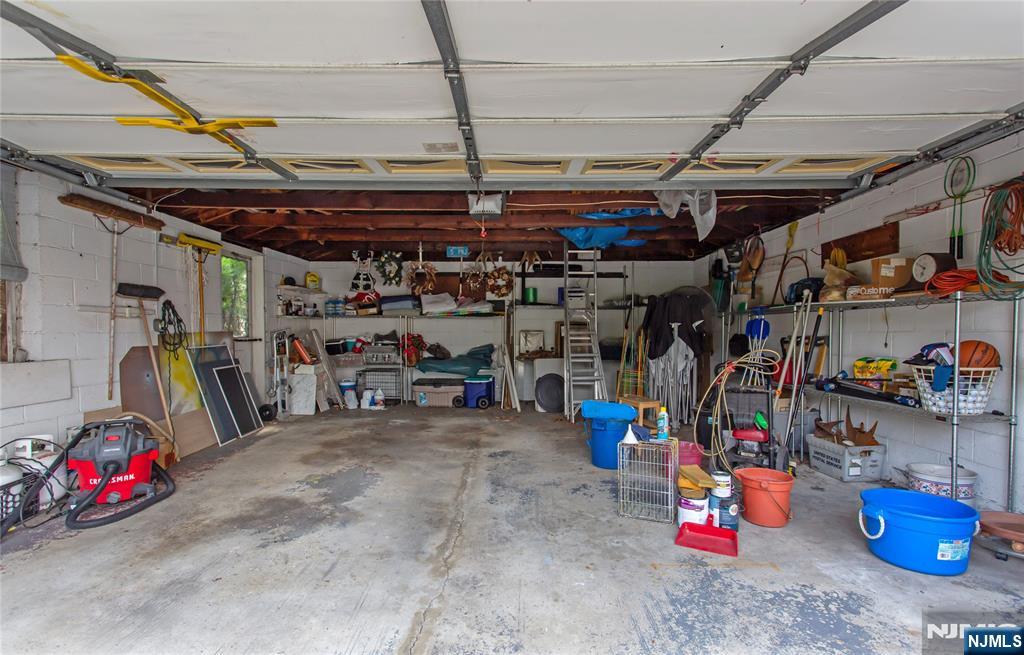 2 Martha Avenue Property Photo 50