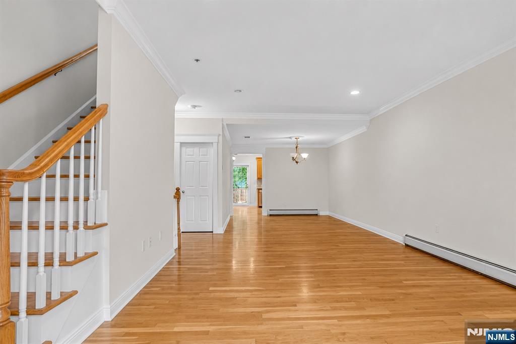 23 Hackensack Avenue Property Photo 4
