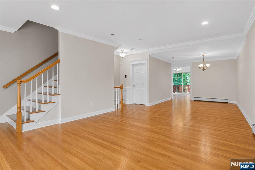 23 Hackensack Avenue Property Photo 5