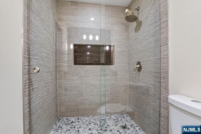 23 Hackensack Avenue Property Photo 25