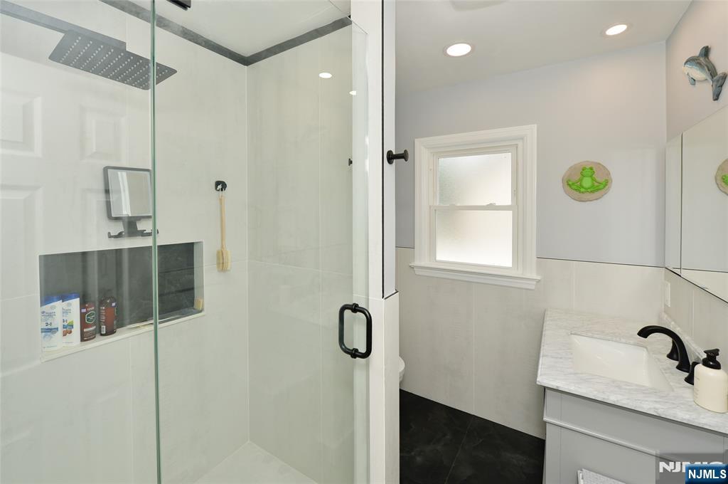 115 Marshall Avenue Property Photo 8