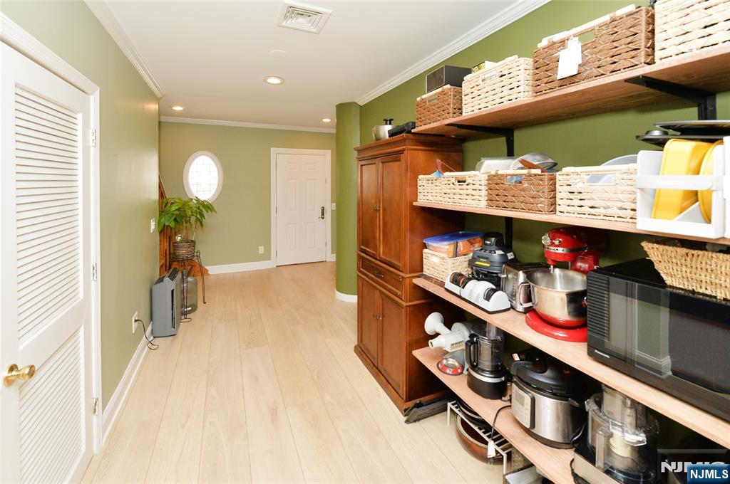 115 Marshall Avenue Property Photo 9