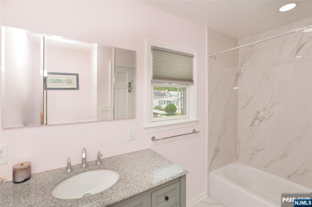 115 Marshall Avenue Property Photo 11