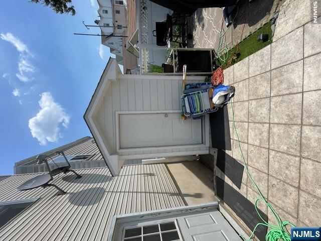 98 Devon Terrace Property Photo 11