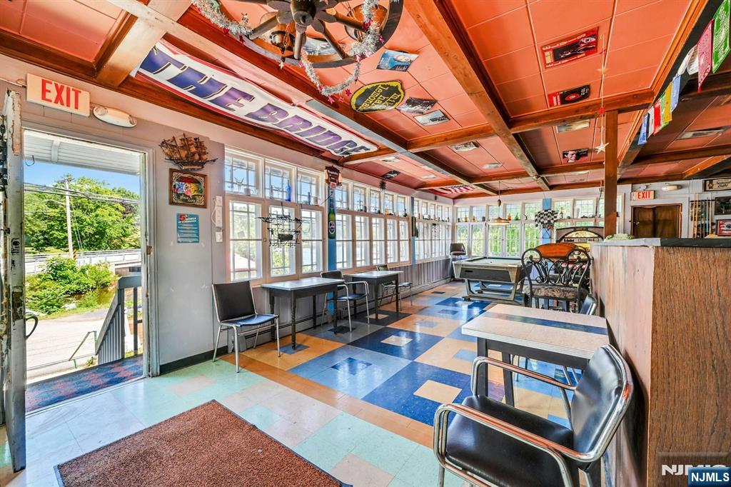 52 Sterling Road Property Photo 14