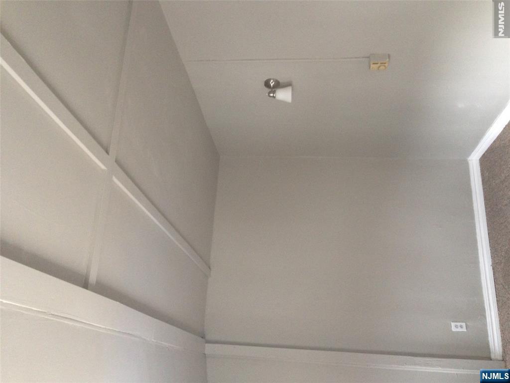 52 Sterling Road Property Photo 18