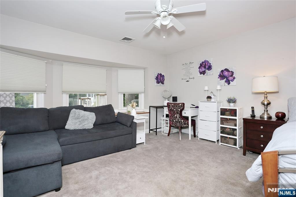137 Manhattan Avenue Property Photo 21