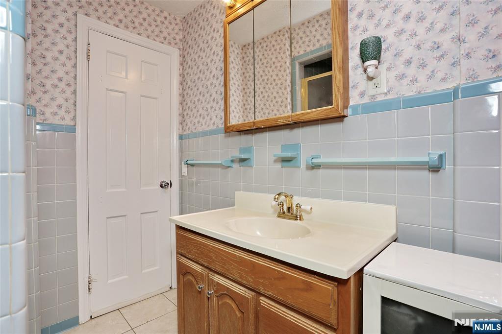 137 Manhattan Avenue Property Photo 22