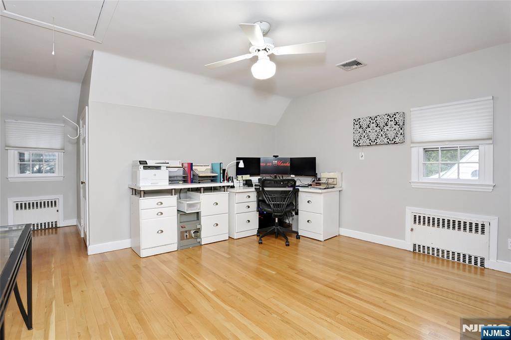 137 Manhattan Avenue Property Photo 24