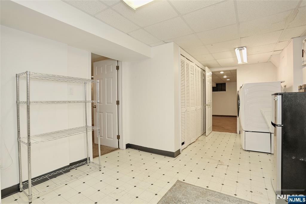 137 Manhattan Avenue Property Photo 34