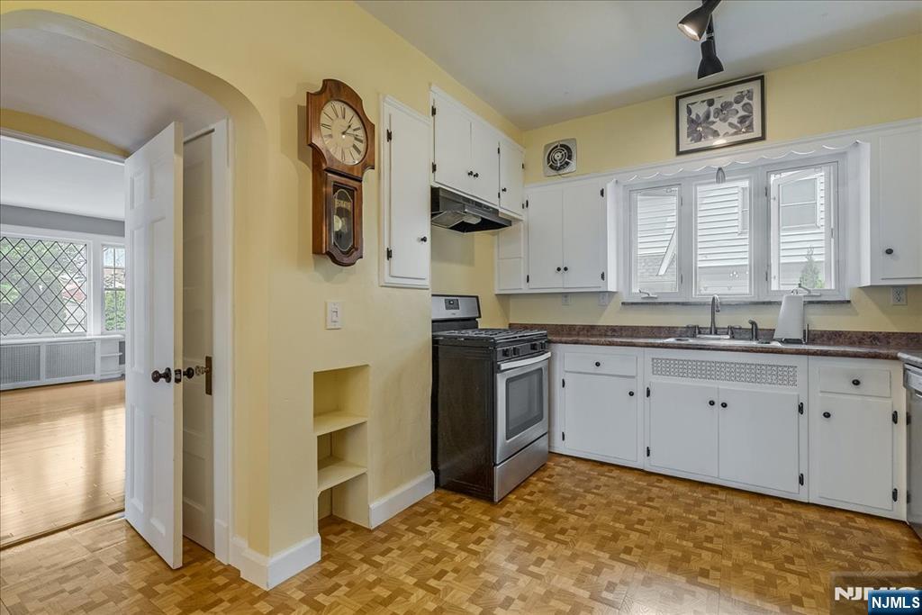 189 Mineral Spring Property Photo 11