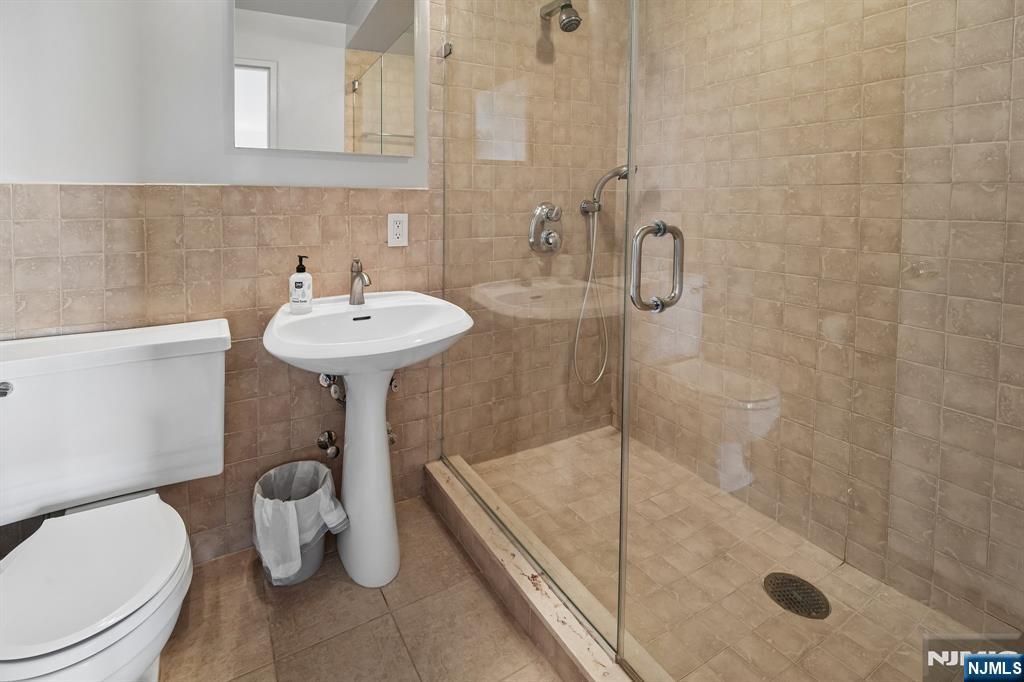 3 Horizon Road 1422 Property Photo 13