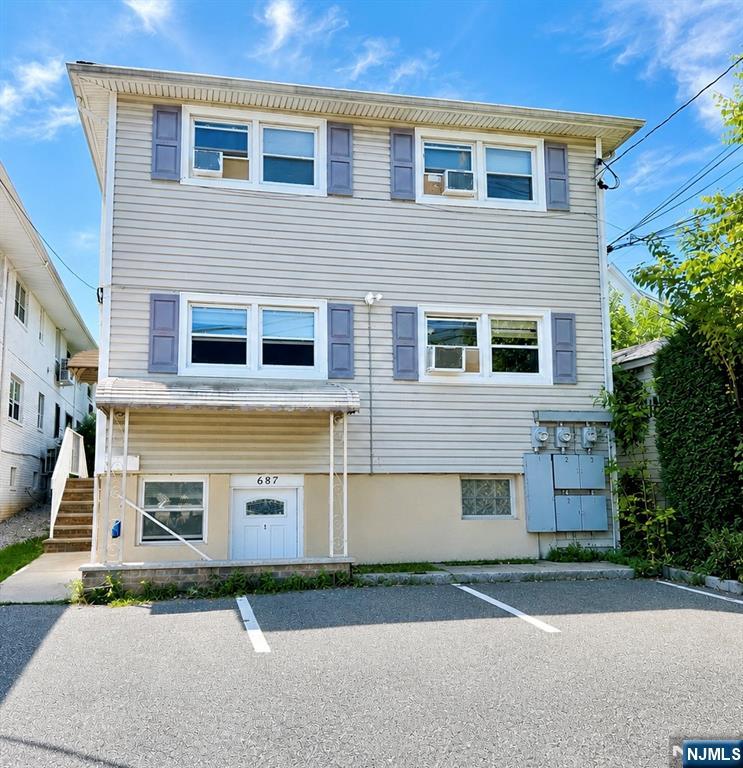 687 Midland Avenue 1 Property Photo 1