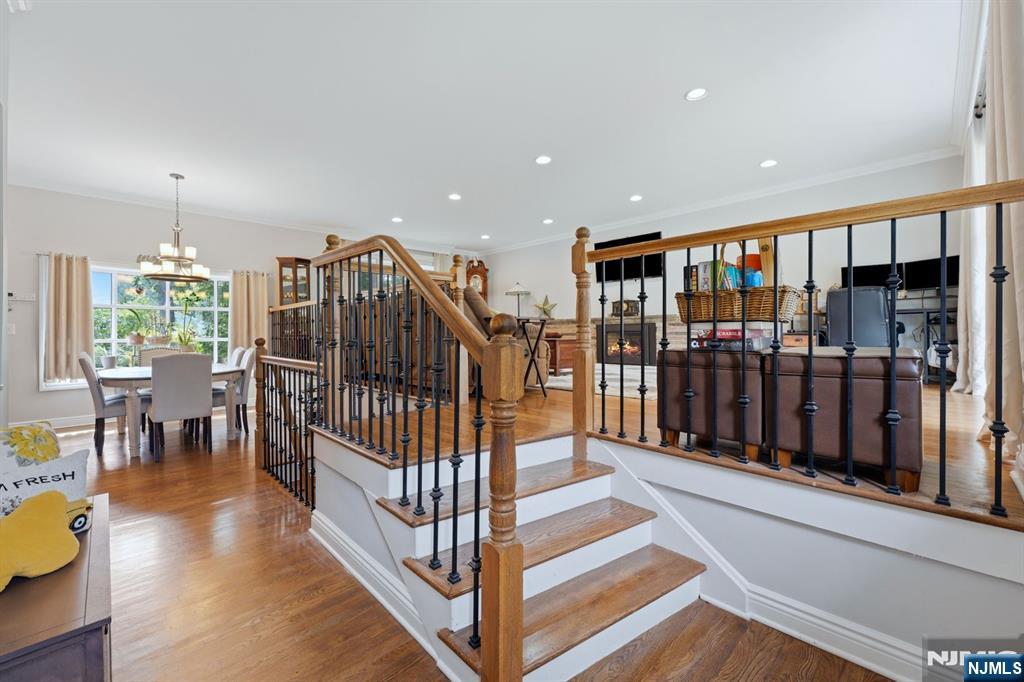 105 Winthrop Road Property Photo 4