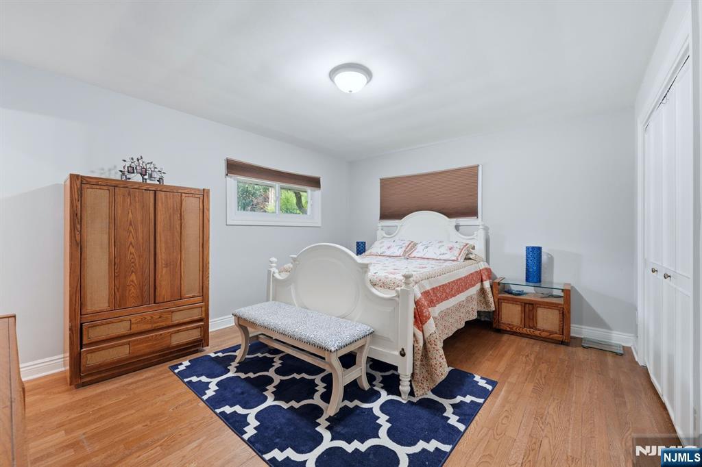 105 Winthrop Road Property Photo 17