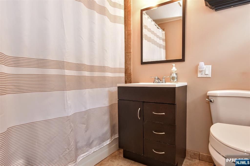 7 Lafayette Place Property Photo 13