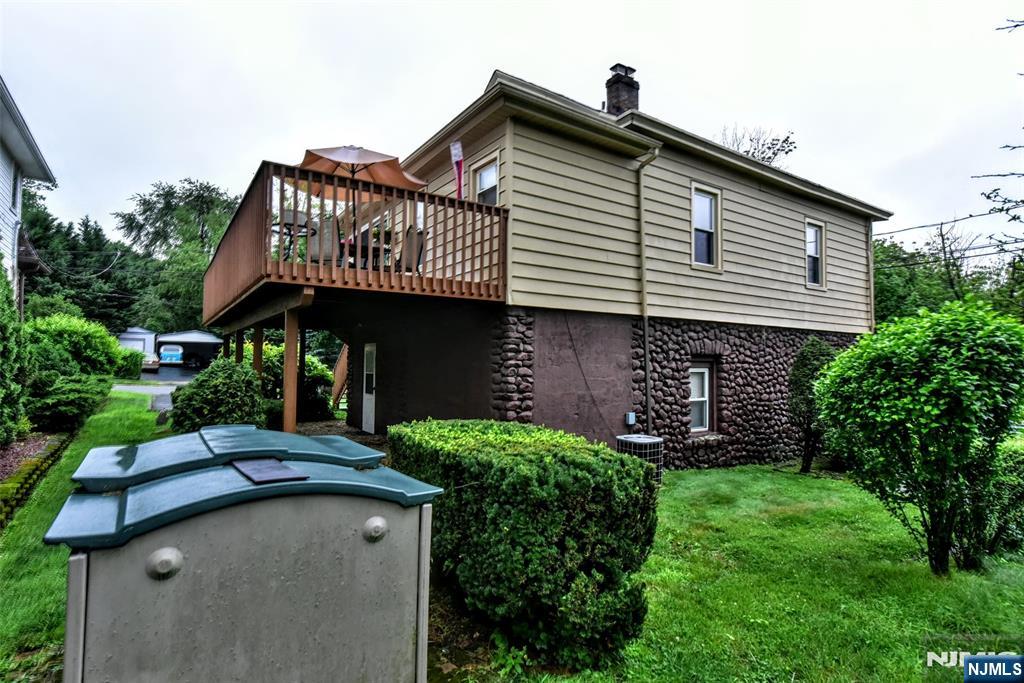 7 Lafayette Place Property Photo 32