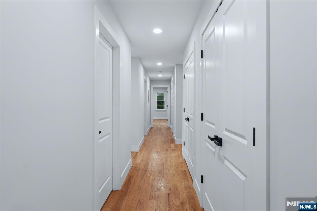 219 S Burnett Street Property Photo 12