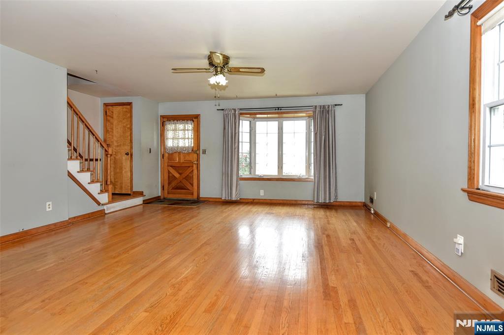 419 Main Avenue Property Photo 5