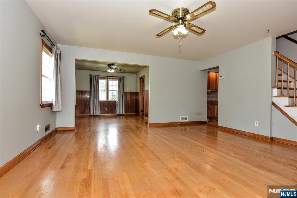 419 Main Avenue Property Photo 7