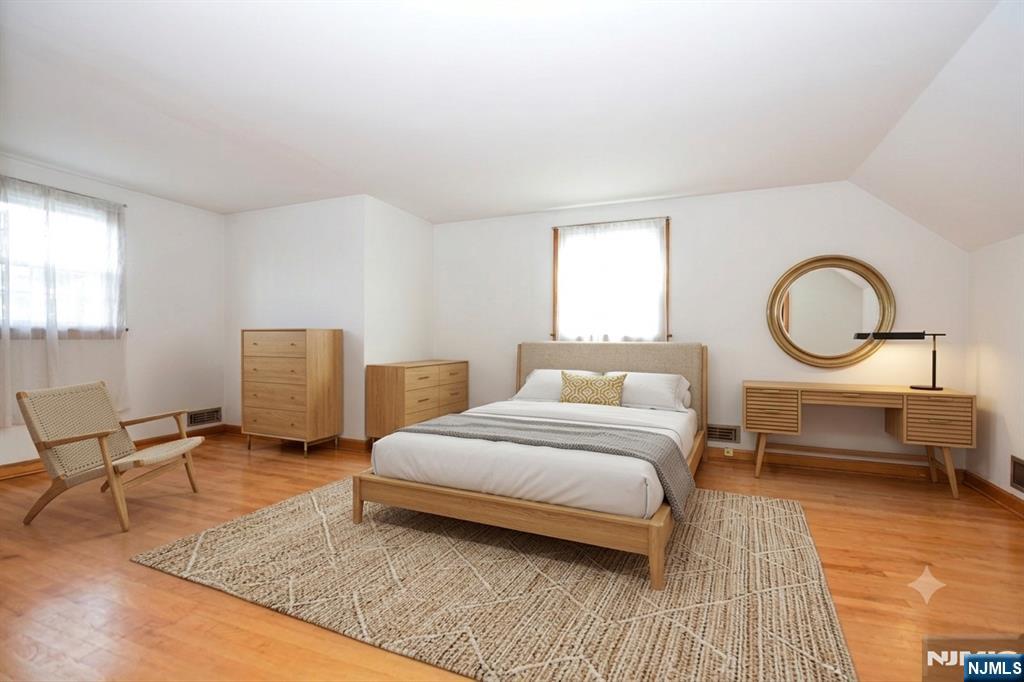 419 Main Avenue Property Photo 20