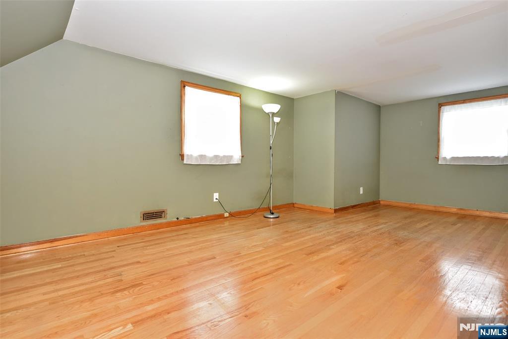 419 Main Avenue Property Photo 22
