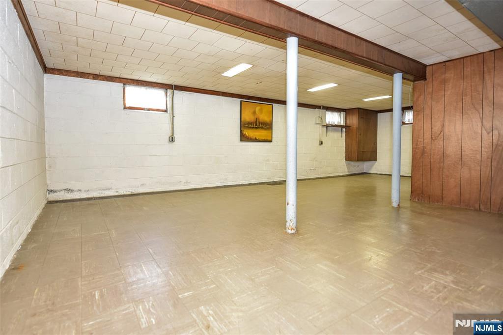 419 Main Avenue Property Photo 24