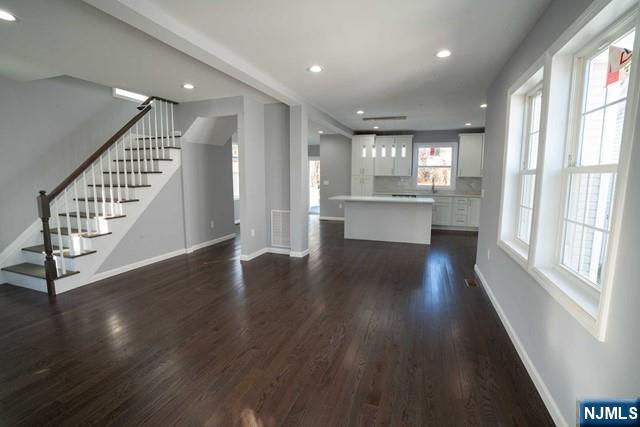 313 Livingston Avenue Property Photo 4