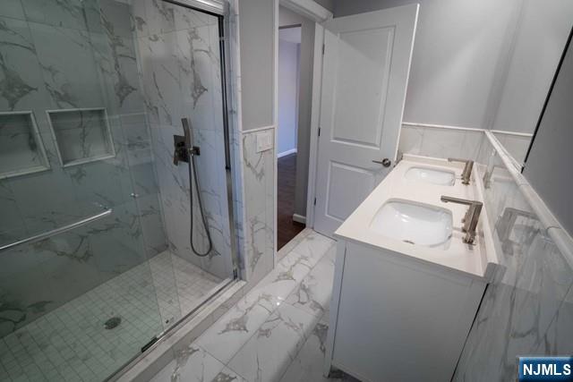 313 Livingston Avenue Property Photo 11
