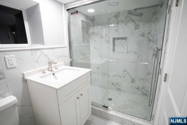313 Livingston Avenue Property Photo 17