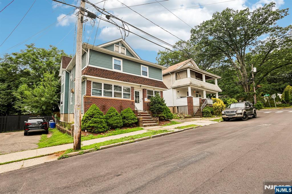 69 Buschmann Avenue Property Photo 2