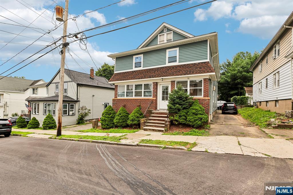 69 Buschmann Avenue Property Photo 3