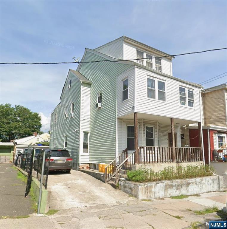 495-497 Totowa Avenue Property Photo 1